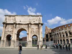 Arco de Constantino e Coliseu