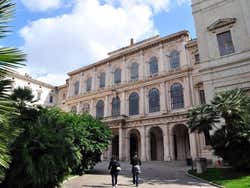 Fachada principal do Palácio Barberini de Roma