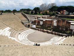 Antigo teatro de Pompeia