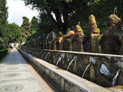 Villa d'Este, Fileira das Cem Fontes